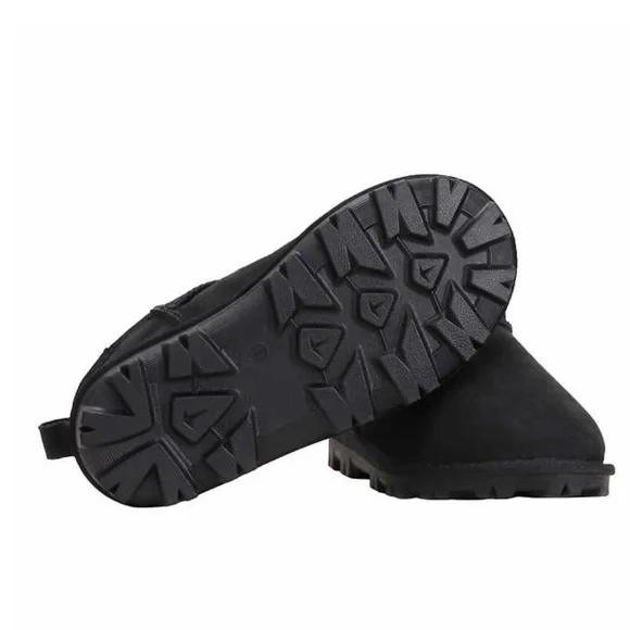 NWT Kid's Shearling Ankle Boot - Picture 6 of 6